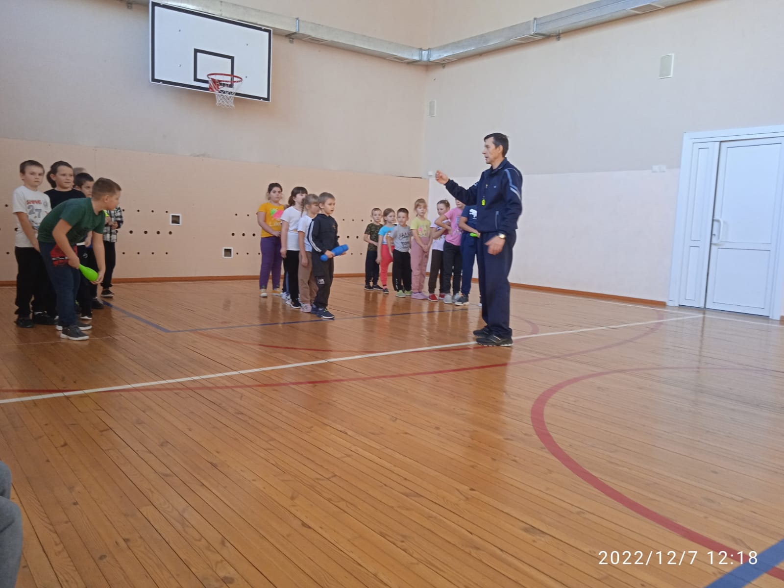 Веселые старты в начальной школе